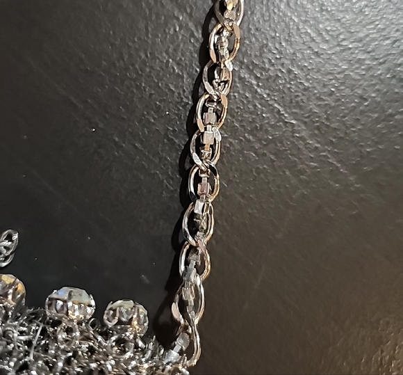 NWT BaubleBar Silver Chain Statement Necklace - Picture 5 of 5